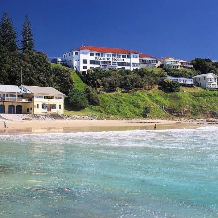 Pacific Hotel Yamba Kültér fotó