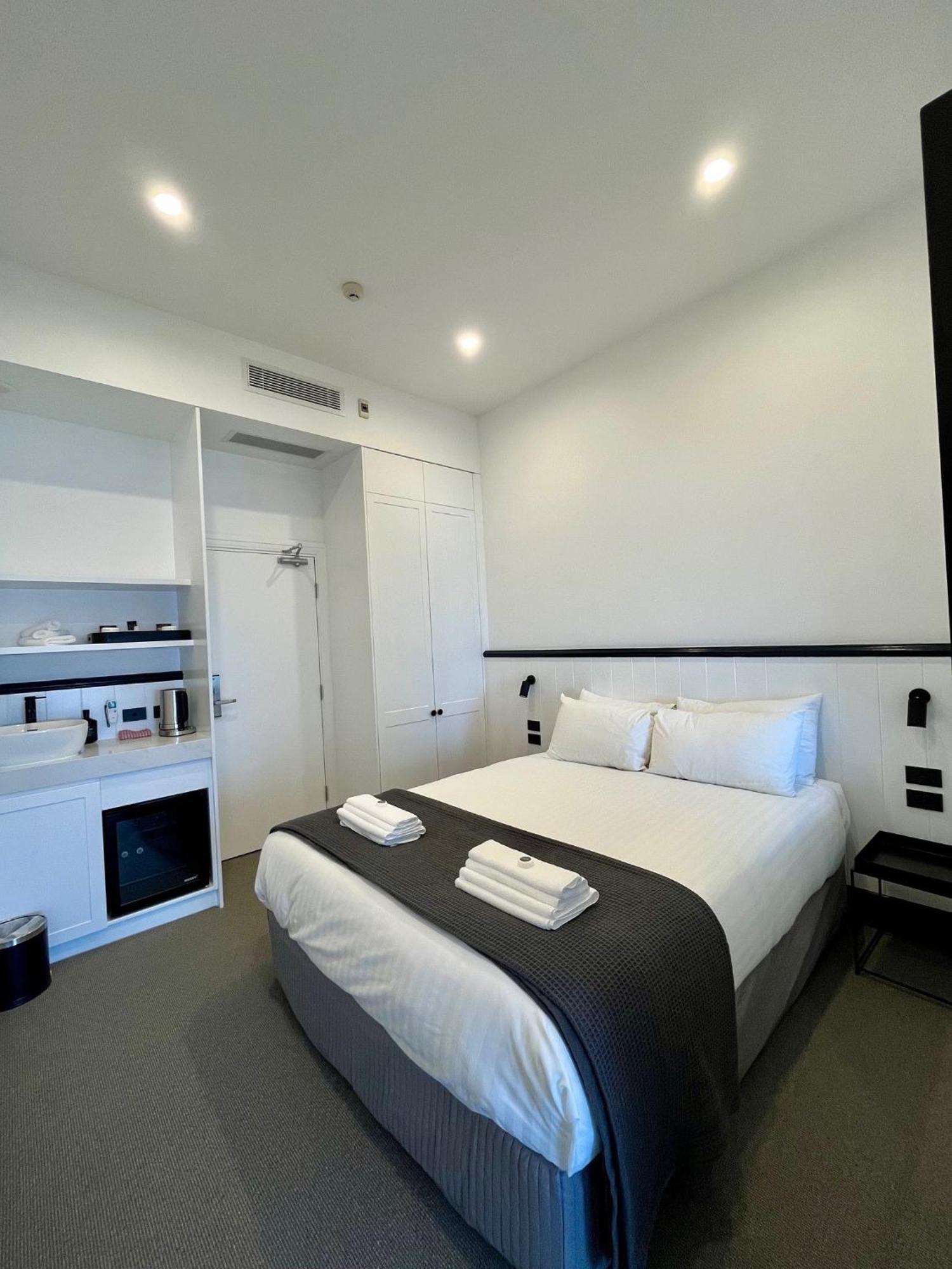Pacific Hotel Yamba Kültér fotó
