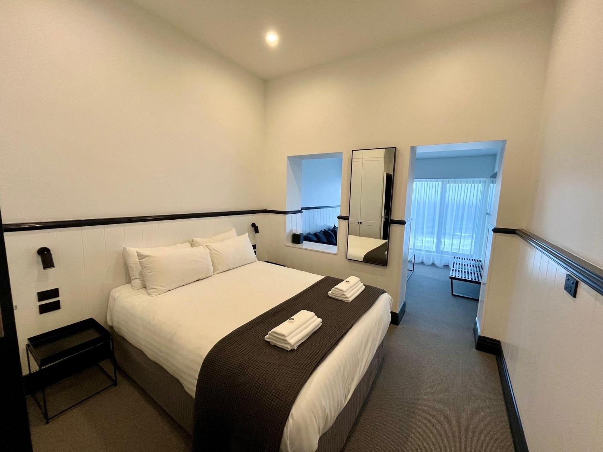 Pacific Hotel Yamba Kültér fotó