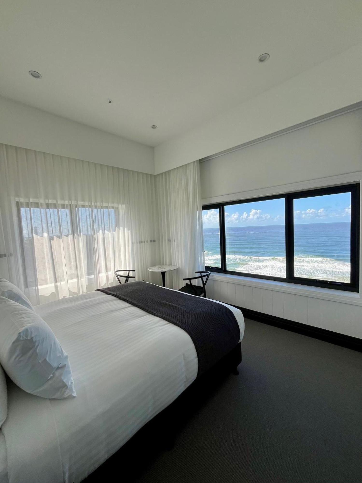 Pacific Hotel Yamba Kültér fotó